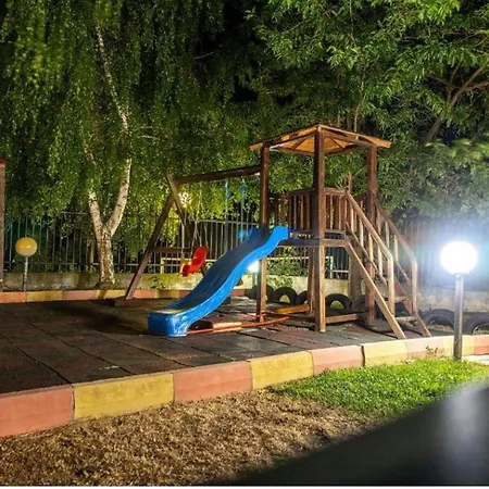 公寓 жаклин к.к. хармони хилс *