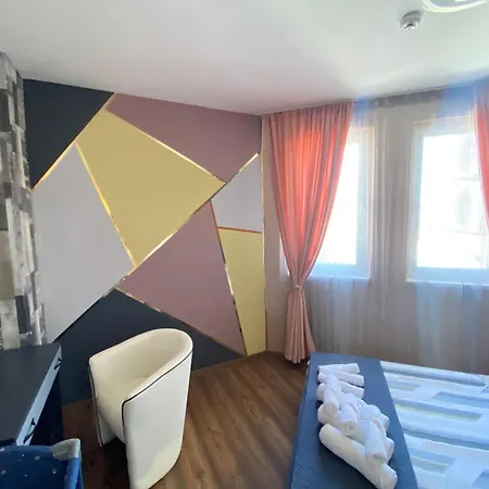 жаклин к.к. хармони хилс * Rogachevo