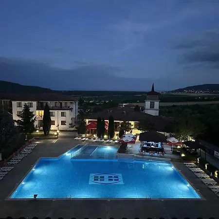 жаклин к.к. хармони хилс