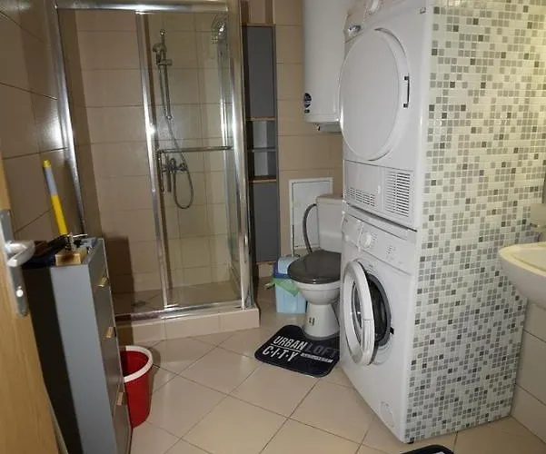 жаклин к.к. хармони хилс *