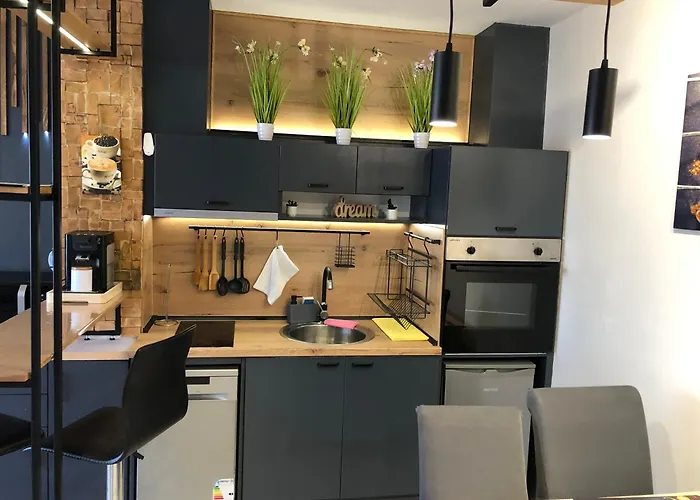 Apartment жаклин к.к. хармони хилс *